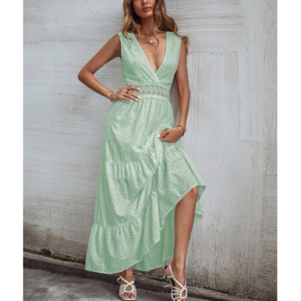 Boho green lace insert V neck ruffle hem maxi dress - Picture 13 of 16